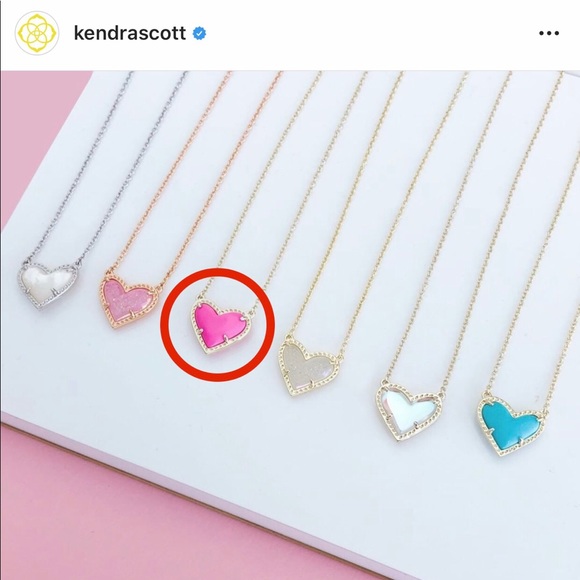 Kendra Scott Magenta Heart Necklace 
